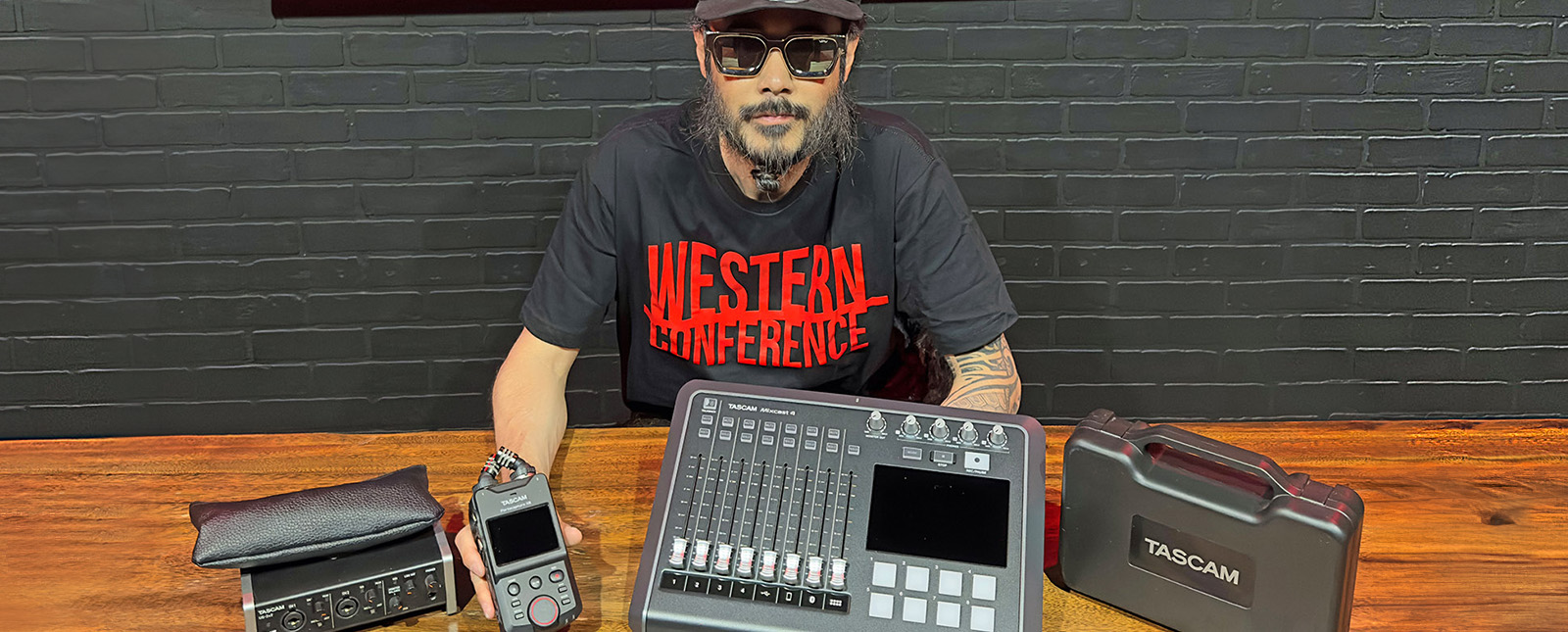 TASCAM 的 Portacapture X6 和 Mixcast 4 助力 Westafa 保持领先地位